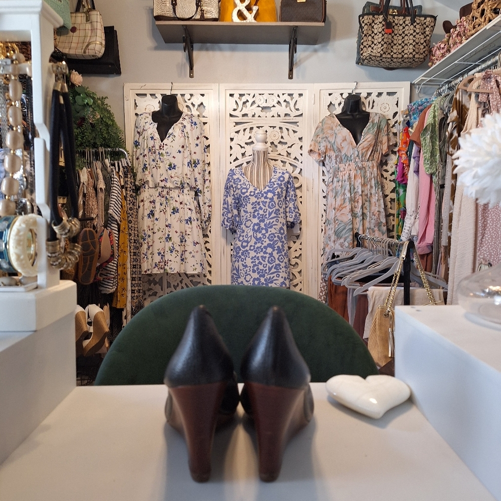 TORY BURCH !!! - Picture 4 of 8
